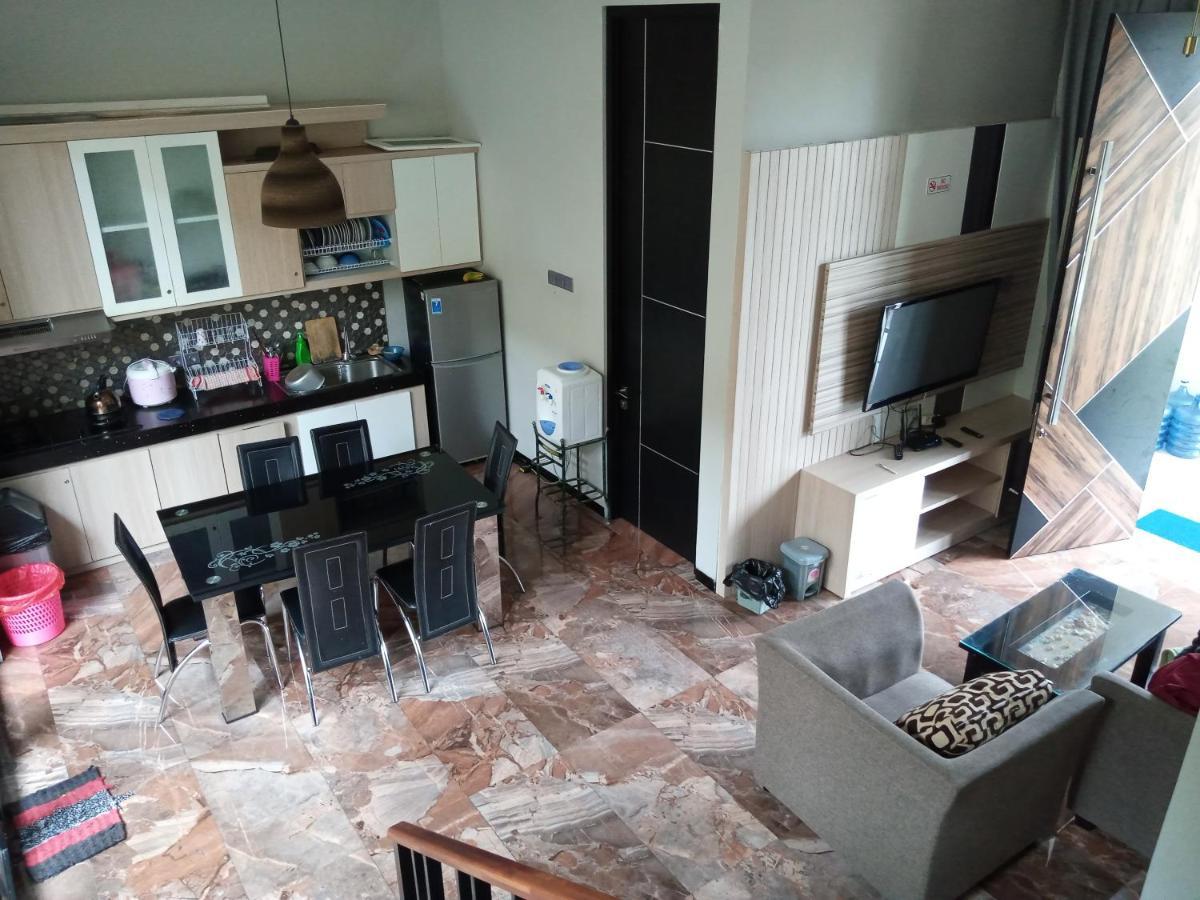 Villa Valencia Batu  Dış mekan fotoğraf