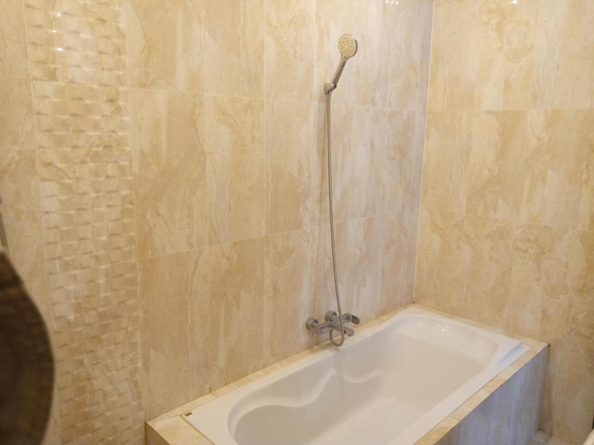 Villa Valencia Batu  Dış mekan fotoğraf